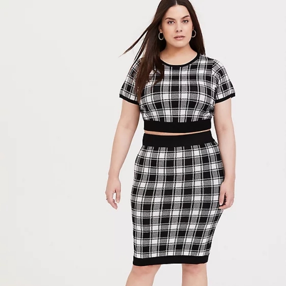 Sweater - Picture 5 of 7